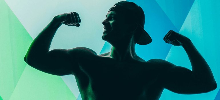 Muškarac, koji zahvaljujući tome što uticaj testosternona na plodnost, libido i opšte zdravlje postoji ima veliki procenat mišićne mase, pa se sada di