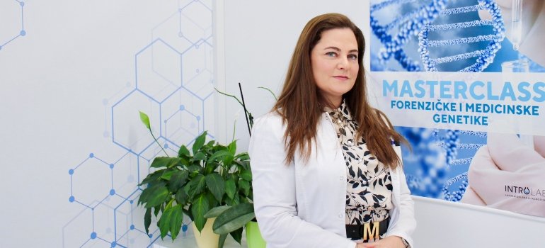 Д-р биол. наук Јелена Величковић